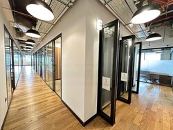 UE Square (D9), Office #456727441